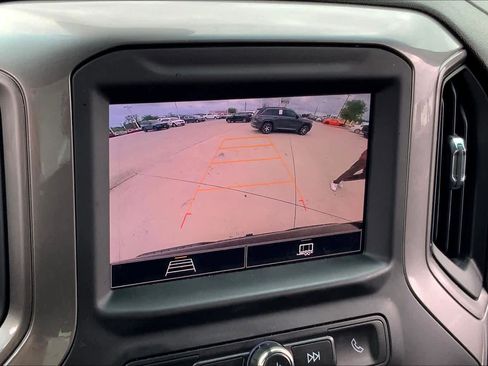 Used 2022 Chevrolet Silverado 1500 Custom image 28