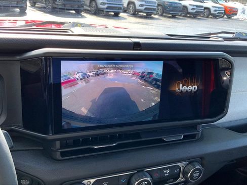 Certified 2024 Jeep Wrangler Willys image 26