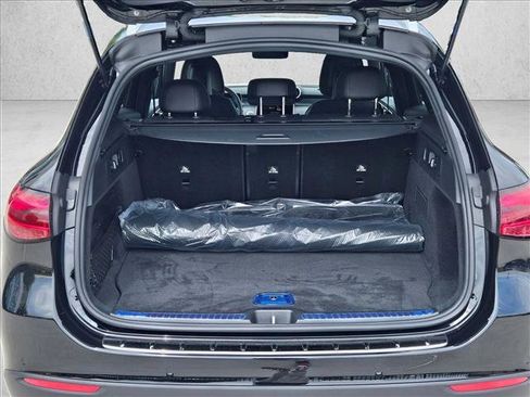 Certified 2026 Mercedes-Benz GLC 300 image 7