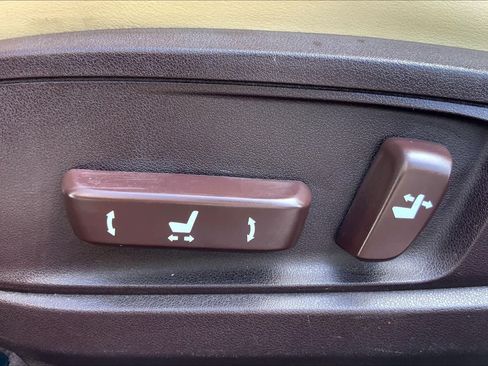 Used 2017 Lexus ES 350 w/ Luxury Package FWD image 34