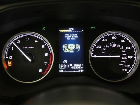 Used 2024 Subaru Forester Limited w/ Convenience Package AWD/4WD image 5