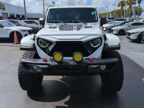 Used 2023 Jeep Wrangler Unlimited Rubicon AWD/4WD image 9