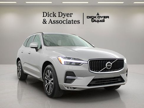 Certified 2023 Volvo XC60 B5 Core w/ Climate Package AWD/4WD image 9