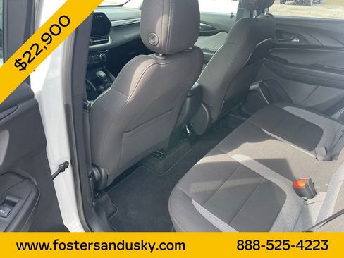 Used 2025 Chevrolet TrailBlazer LT image 19