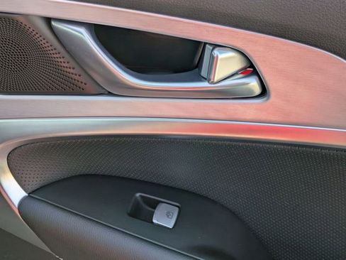 Used 2019 Genesis G70 3.3T Advanced image 37