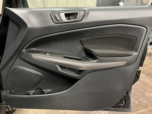 Used 2020 Ford EcoSport SE w/ SE Convenience Package image 25
