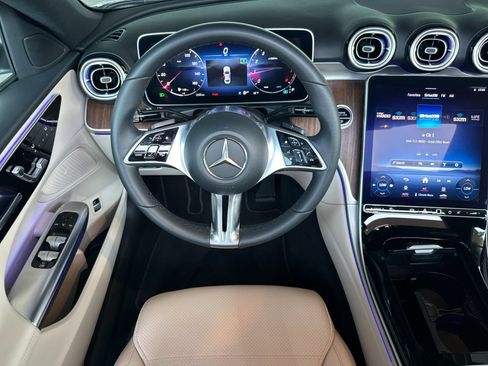 Used 2023 Mercedes-Benz C 300 Sedan image 16