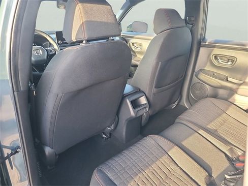 Used 2023 Honda HR-V Sport image 12