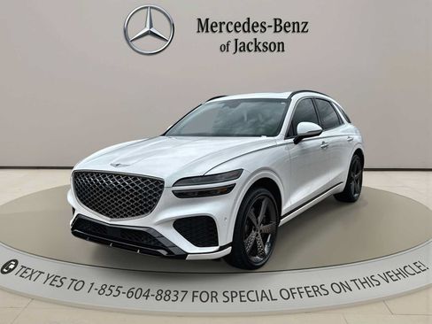 Used 2022 Genesis GV70 3.5T Sport w/ Sport Prestige Package AWD/4WD image 4