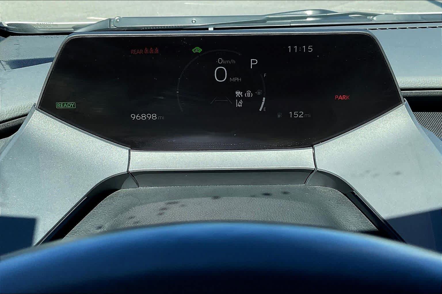 Used 2025 Toyota Prius XLE FWD image 25