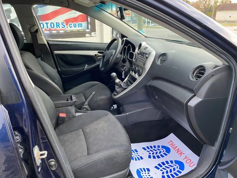 Used 2010 Pontiac Vibe image 12