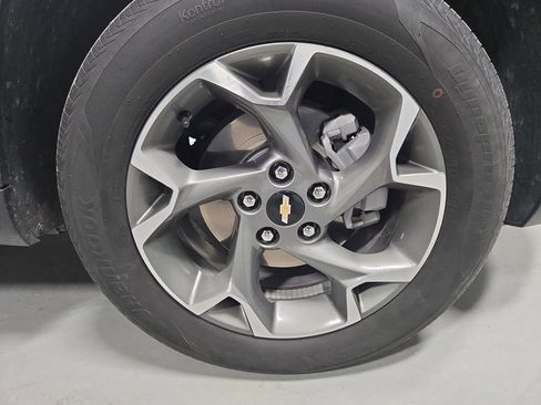 Used 2024 Chevrolet Trax LT w/ Driver Confidence Package image 38