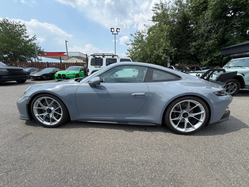 Used 2023 Porsche 911 GT3 RWD image 8