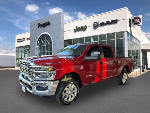 New 2026 RAM 2500 Big Horn AWD/4WD image 4