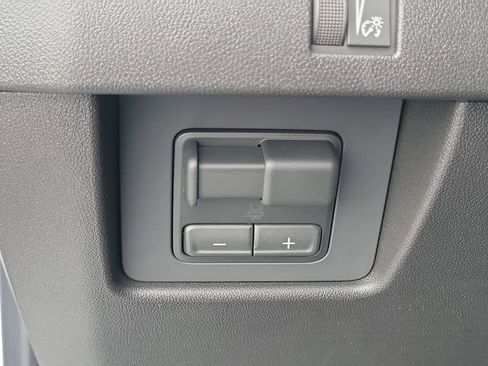 New 2026 Chevrolet Colorado Trail Boss AWD/4WD image 14