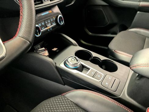 Used 2025 Ford Escape ST-Line FWD image 17
