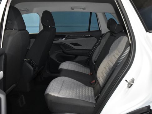 New 2026 Volkswagen Tiguan S image 14