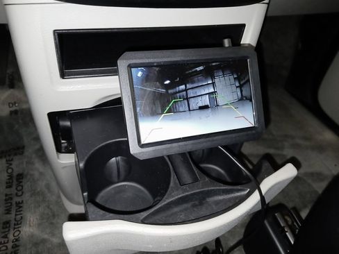 Used 2013 Dodge Grand Caravan American Value Package image 20