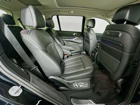 Certified 2023 BMW X7 xDrive40i w/ Premium Package image 29