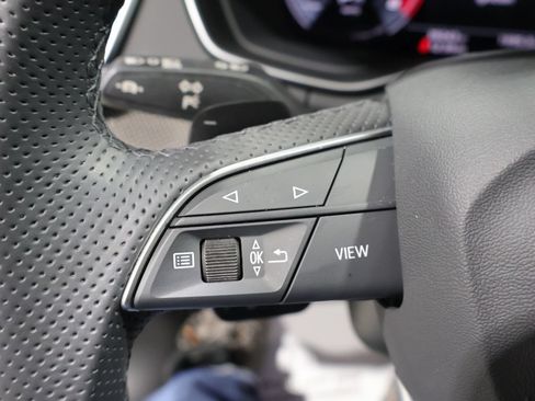 Used 2025 Audi SQ5 Premium Plus AWD/4WD image 31