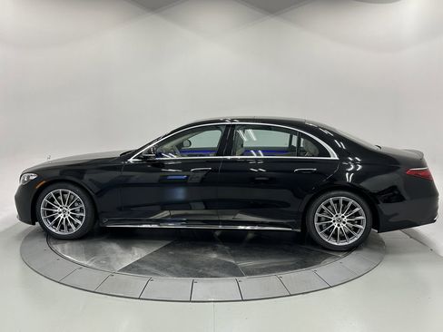 New 2026 Mercedes-Benz S 580 4MATIC Sedan image 4