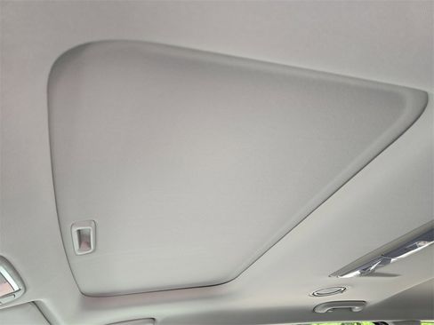 New 2025 Kia Telluride S image 25