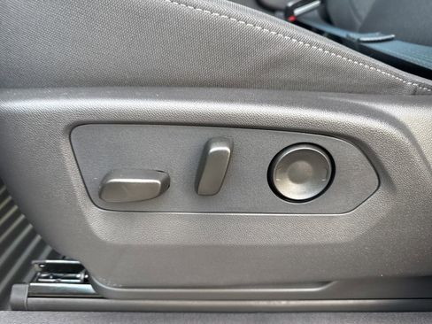 New 2026 GMC Sierra 1500 Elevation image 21