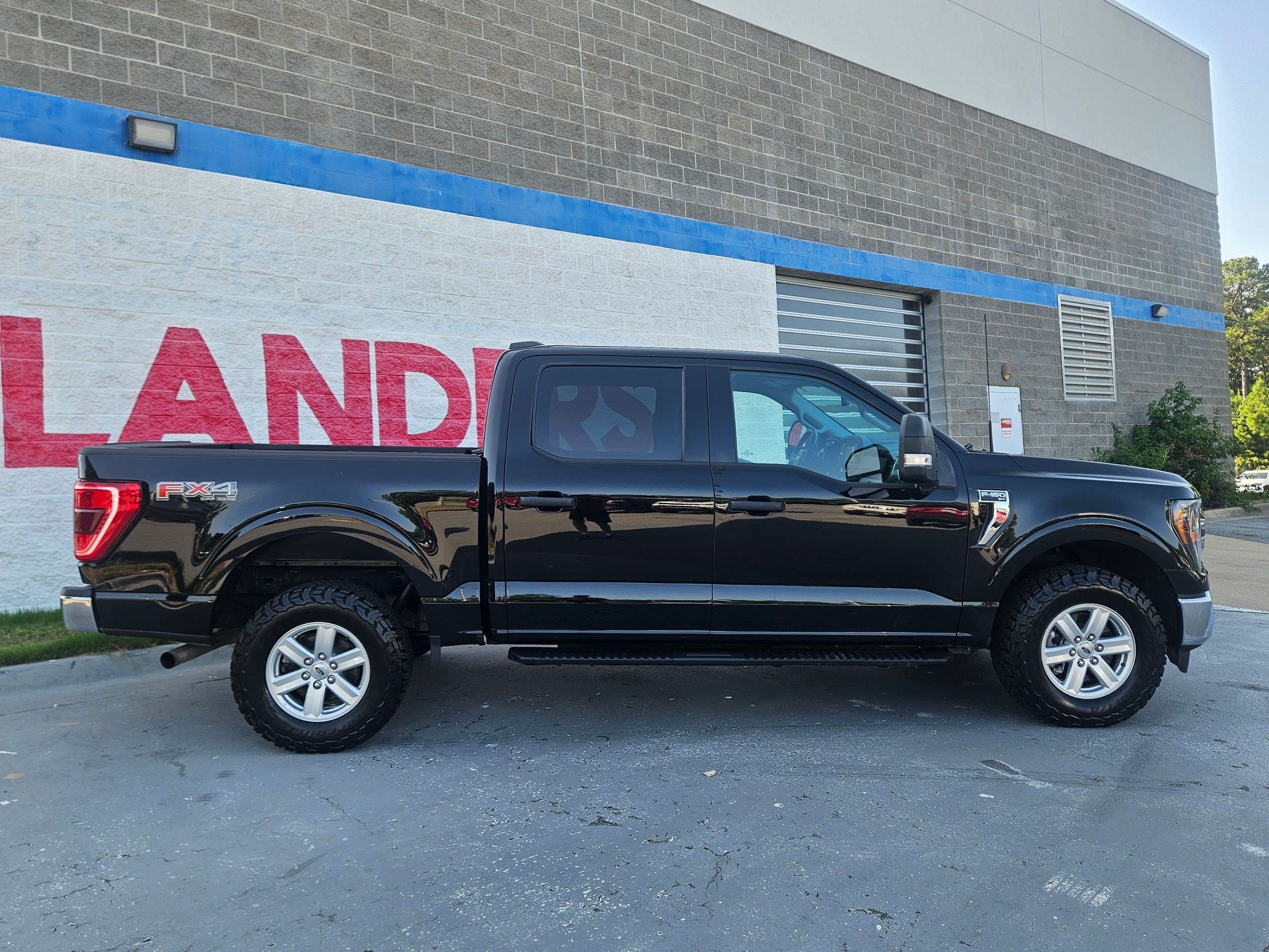 Used 2023 Ford F150 XLT w/ Equipment Group 301A Mid AWD/4WD image 8
