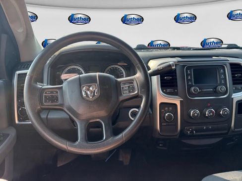 Used 2017 RAM 2500 SLT AWD/4WD image 17