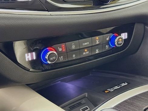 Used 2023 Buick Enclave Avenir w/ Avenir Technology Package image 19
