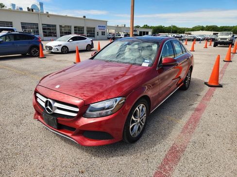 Used 2016 Mercedes-Benz C 300 Sedan w/ Surround View Package image 1