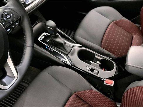 Used 2023 Toyota Corolla SE image 14