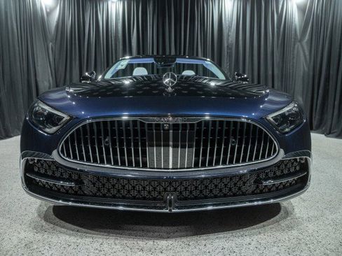 New 2026 Mercedes-Benz Maybach SL 680 image 3