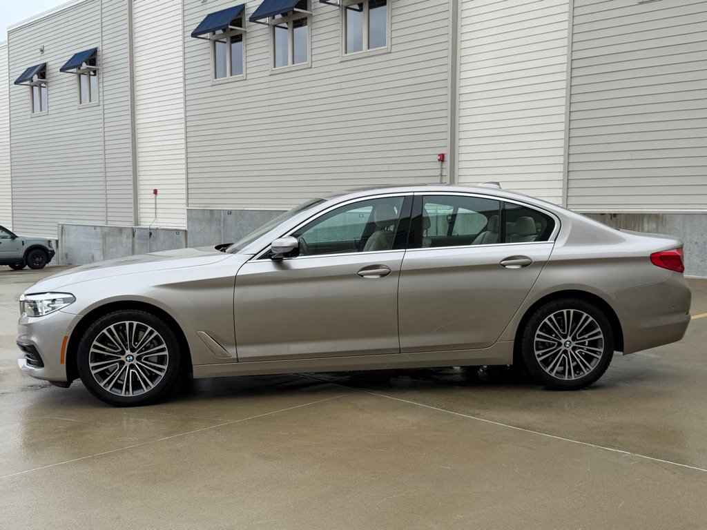 Used 2019 BMW 530i xDrive AWD/4WD image 6