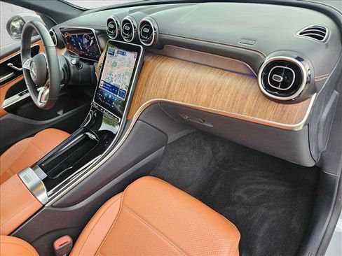 Certified 2025 Mercedes-Benz GLC 300 image 21