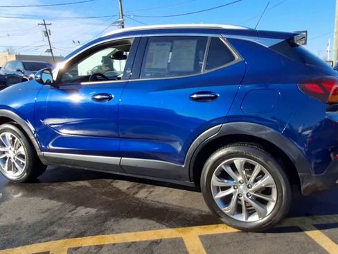 Used 2023 Buick Encore GX Essence w/ Experience Buick Package image 4