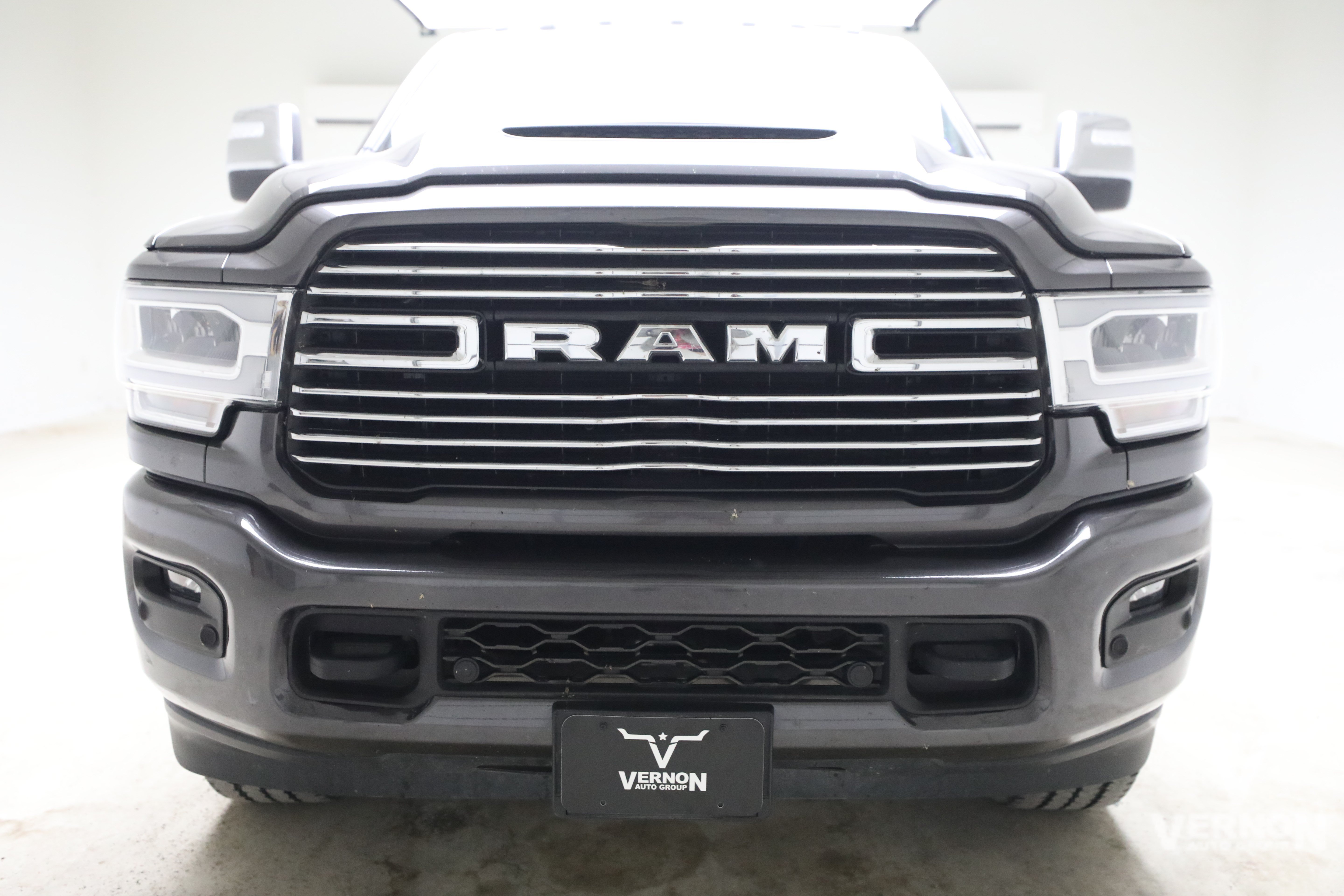 Used 2024 RAM 2500 Laramie w/ Sport Appearance Package AWD/4WD image 7