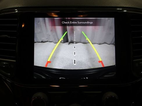 Certified 2022 Jeep Grand Cherokee Laredo X AWD/4WD image 29