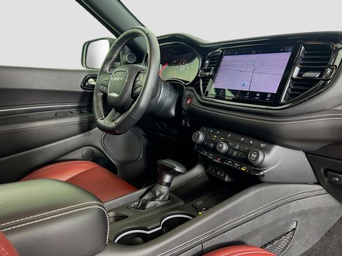 Used 2021 Dodge Durango SRT Hellcat w/ Technology Group image 32