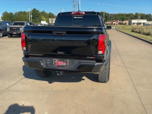 Used 2024 Chevrolet Colorado ZR2 w/ Technology Package image 7