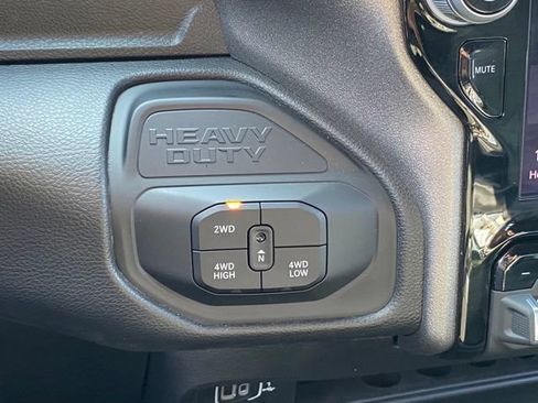 Used 2025 RAM 2500 Tradesman AWD/4WD image 20