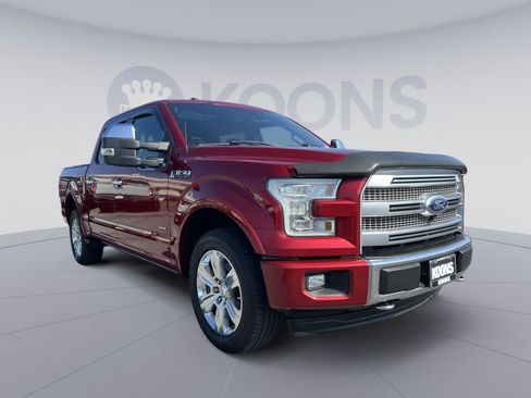 Used 2017 Ford F150 Platinum w/ Equipment Group 701A Luxury AWD/4WD image 10