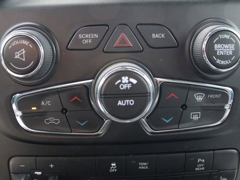 Used 2021 RAM 1500 Classic Warlock AWD/4WD image 29