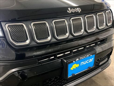 Used 2022 Jeep Compass Latitude w/ Sun and Sound Group image 31