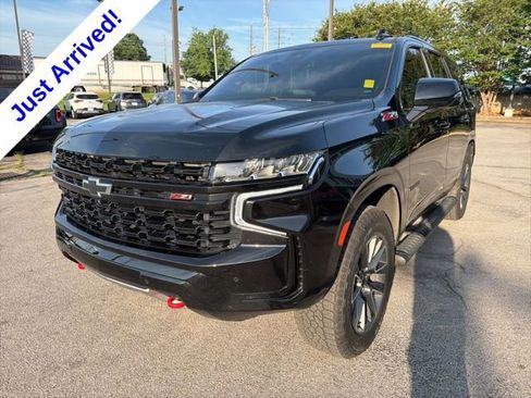Used 2023 Chevrolet Tahoe Z71 w/ Luxury Package AWD/4WD image 7