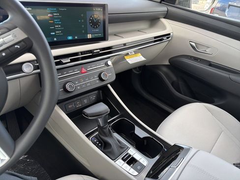 New 2026 Hyundai Tucson SE image 28