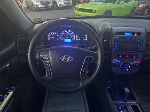 Used 2010 Hyundai Santa Fe GLS image 21