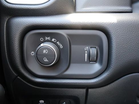 New 2026 RAM 1500 Big Horn AWD/4WD image 30