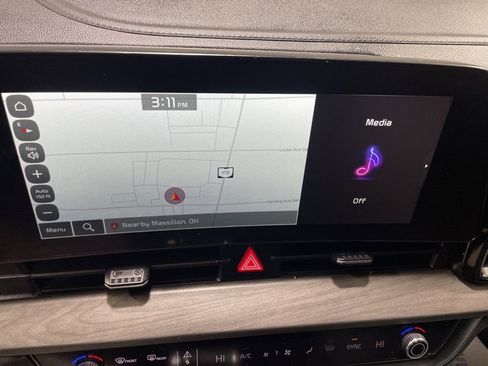 Certified 2023 Kia Sportage X-Pro image 33