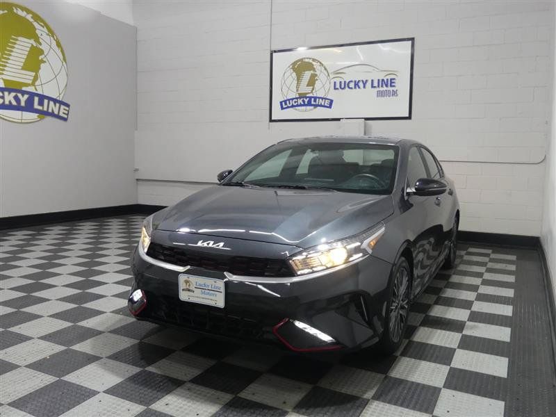 Used 2023 Kia Forte GT-Line FWD image 4
